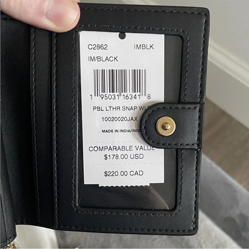 Coach Small Wallet - Picture 4 of 5